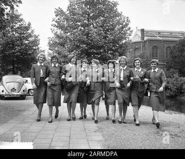 Erste Teilnehmer der Weltmeisterschaft Außenhandel Amsterdam am 10. Juni 1960 Ort: Amsterdam, Noord-Holland Schlagwörter: Teilnehmer, Weltmeisterschaften Stockfoto