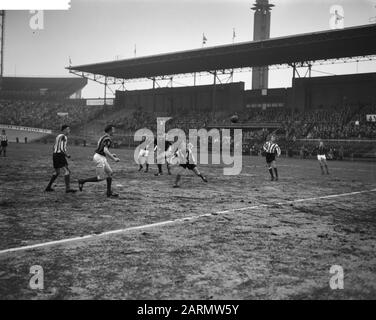DWS gegen PSV 0-0 Datum: 11. März 1962 Ort: Amsterdam Schlagwörter: Sport, Fußball-Institution Name: PSV Stockfoto