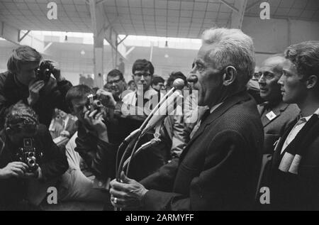 Vietnam-Demonstration, Piet Nak zum Datum: 20. Mai 1967 Schlüsselwörter: Demonstrationen Personenname: NAK, Piet Stockfoto