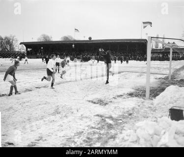 KHFC Against Old Internationals, Spielmoment Datum: 1. Januar 1963 Schlagwörter: Spielmomente, Sport, Fußball Stockfoto