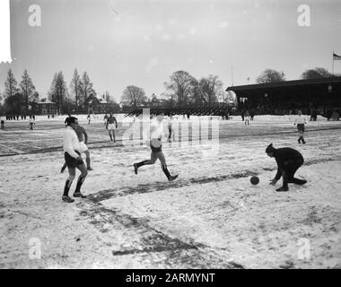 KHFC Against Old Internationals, Spielmoment Datum: 1. Januar 1963 Schlagwörter: Spielmomente, Sport, Fußball Stockfoto
