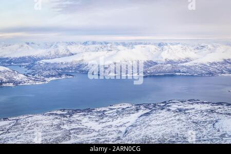 Flug über Tromsø und Nordnorwegen nach München Stockfoto