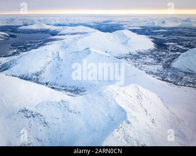 Flug über Tromsø und Nordnorwegen nach München Stockfoto