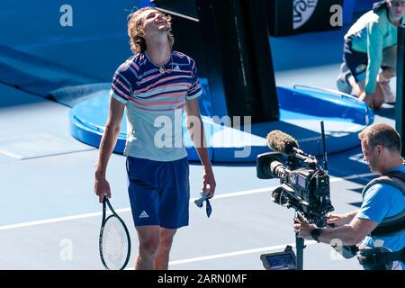 Melbourne, Australien. Januar 2020. Tennis: Grand Slam, Australian Open. Männer, Einzel, Viertelfinale, Wawrinka (Schweiz) - Zverev (Deutschland). Alexander Zverev jubiere. Credit: Frank Molter / dpa / Alamy Live News Stockfoto