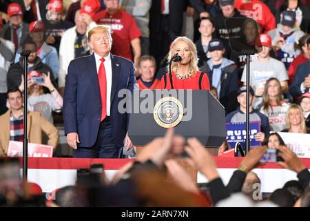 Wildwood, NJ - 28. JANUAR: Kellyanne Conway spricht während einer Wahlkampfveranstaltung im Wildwood Convention Center am 28. Januar 2020 in Wildwood, New Jersey. Stockfoto