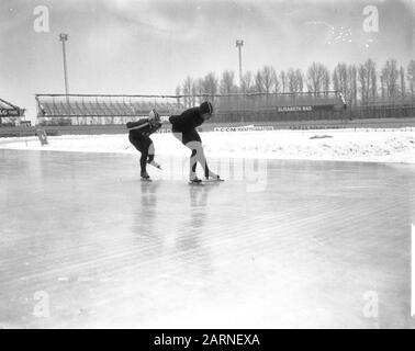 Skating European Championats in Deventer Datum: 18. Januar 1966 Ort: Deventer Schlüsselwörter: SCHAATS CHAMPIES Stockfoto