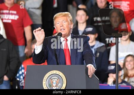 Wildwood, NEW JERSEY, VEREINIGTE STAATEN - 28. JANUAR 2020:Präsident Donald J. Trump spricht während einer Wahlkampfveranstaltung im Wildwood Convention Center am 28. Januar 2020 in Wildwood, New Jersey. Stockfoto