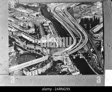 Die Stadt Amsterdam hat eine Pressekonferenz zum Plan Jokinen abgehalten, der südwestliche Cityweg Datum: 12. Dezember 1967 Ort: Amsterdam, Noord-Holland Schlüsselwörter: Pläne, Gemeinderäte usw. Pressekonferenzen persönlicher Name: CITYWAG Stockfoto