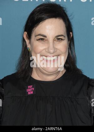 Los Angeles, USA. Januar 2020. Arianne Phillips kommt am Dienstag, den 28. Januar 2020, im Beverly Hilton in Beverly Hills, CA, zu den 22. Kostüm-Designers-Guild Awards. (Foto Von Sthanlee B. Mirador/Sipa USA) Kredit: SIPA USA/Alamy Live News Stockfoto