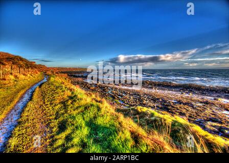 Fife Coastal Path, Schottland. Künstlerische Sicht auf den Küstenwanderweg Fife zwischen den Fife Dörfern Pittenweem und St Monans. Stockfoto