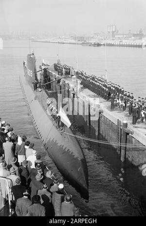 Einfügemarke Hf. Frau U-Boot Zeehond in Rotterdam Datum: 16. März 1961 Standort: Rotterdam, Zuid-Holland Schlüsselwörter: Intermissionen Stockfoto
