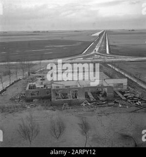 Wieringermeerpolder Datum: 8. Dezember 1945 Ort: Noord-Holland, Wieringermeer Stockfoto