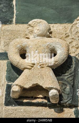 Schnitzerei in der Kirche San Michele, 1280, romanisch-pisanischer Stil, in Murato, Region Nebbio, Departement Haute-Corse, Korsika, Frankreich Stockfoto