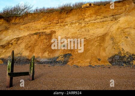 Auswirkungen steigender Meeresspiegel auf die Küste von Suffolk Stockfoto