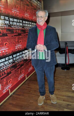 Dieter Kosslick bei der Premiere "das Kino ist tot, es lebe das Kino" im Kino Delphi Lux in Berlin am 27.01.2020 Stockfoto