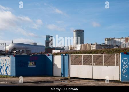 Die Bauarbeiten an der HS2-Straße rund um die Curzon Street in Eastside, Birmingham, Großbritannien werden fortgesetzt Stockfoto