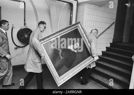 Gemälde von Goya Porträt Don Ramon Satue, Richter in Madrid, zurück im Rijksmuseum, Amsterdam; Gemälde ist ausgepackt Datum: 9. Dezember 1970 Ort: Amsterdam, Noord-Holland Schlüsselwörter: Gemälde Institutioneller Name: Rijksmuseum Stockfoto