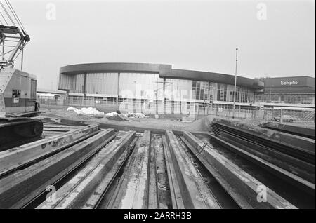 Schiphollijn, Stationsgebäude Schiphol Datum: 15. Februar 1978 Standort: Noord-Holland, Schiphol Schlüsselwörter: Stationen Stockfoto