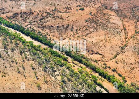 Australien, NT, Luftbild über die Landschaft im Outback mit Hugh River Stockfoto