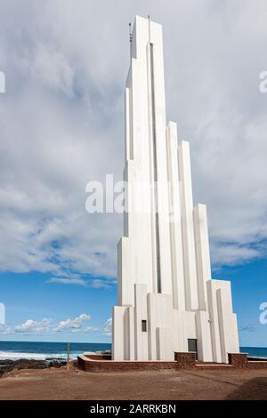 Der Leuchtturm Punta del Hidalgo ist ein aktiver Leuchtturm in Punta del Hidalgo innerhalb der Gemeinde San Cristóbal de La Laguna Stockfoto