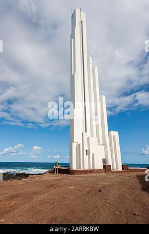 Der Leuchtturm Punta del Hidalgo ist ein aktiver Leuchtturm in Punta del Hidalgo innerhalb der Gemeinde San Cristóbal de La Laguna Stockfoto