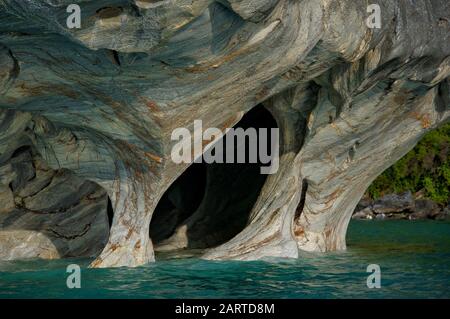 Marmorhöhlen in Chile im General Carrera Lake Stockfoto