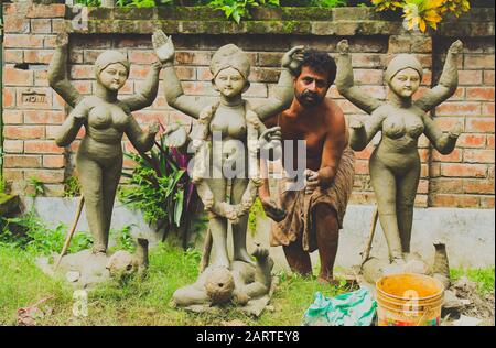 Indische Idol Hersteller machen Idol Stockfoto