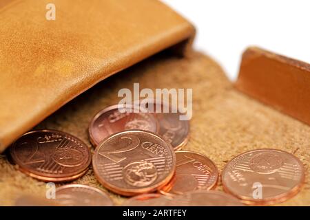 Kleine Euro-Cent-Münzen in einer Geldbörse Stockfoto