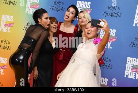 Jurnee Smollett-Bell, Rosie Perez, Mary Elizabeth Winstead, Margot Robbie und Ella Jay Brasco nehmen an der Weltpremiere von Birds of Prey und der Fantabuly-Emanzipation Von One Harley Quinn Teil, die im BFI IMAX, London abgehalten wird. Stockfoto