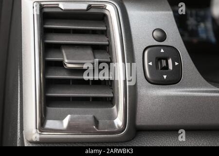 Klimaanlage in modernen Autos Stockfoto