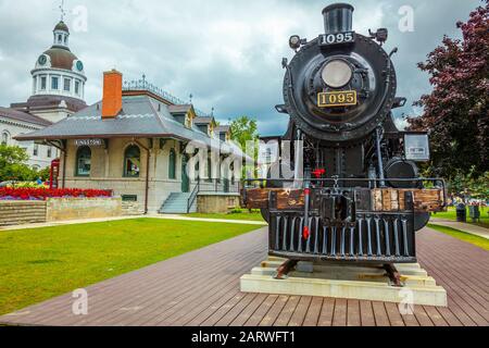 Kingston, Ontario, Kanada, August 2014: Alter Zug der Canadian Pacific Railways im Confederation Park in Kingston. Stockfoto