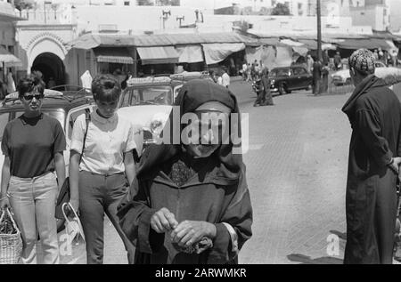 Tanger (Marokko). Nummer 27 Schlangenbeschwörer, Nummer 28.29. Kaschbah Datum: 9. August 1967 Ort: Marokko Stichwörter: Kaschbahs Stockfoto