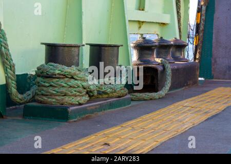 Collards und Seil Stockfoto