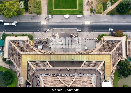 Draufsicht vom Eiffelturm in Paris, Frankreich Stockfoto