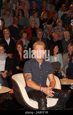 Peter Maffay bei der Aufnahme der ZDF-Talkshow 'Markus Lanz' im Fernsehmacher-Studio auf dem Phönixhof. Hamburg, 29.01.2020 Stockfoto