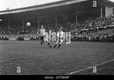 DOS gegen Feijenoord 3-0 Kindvall (rechts) erzielte das 1. Tor Datum: 27. April 1969 Schlüsselwörter: Sport, Fußball Personenname: Kindvall, Ove Institution Name: DOS, Feyenoord Stockfoto