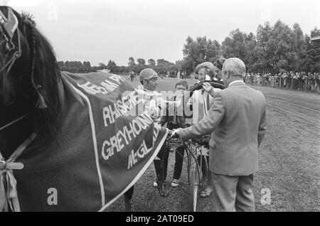 Trotting op Mereveld Datum: 18. Juli 1971 Schlagwörter: Trotting Stockfoto