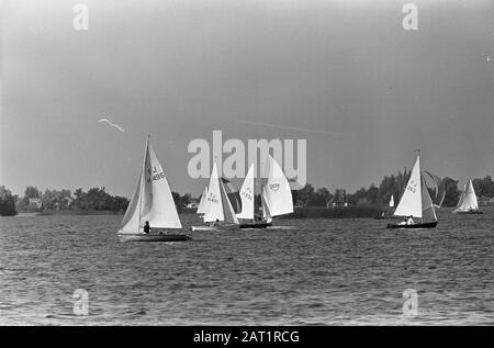 Segel-Europameisterschaften in Loosdrechtse Lakes zum europäischen Titel Fliegender Junior Datum: 25. August 1964 Schlagwörter: Segel-Meisterschaften Stockfoto