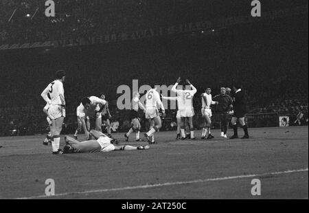 Feijenoord vs. Estudiantes 1-0; Feijenoord gewinnt WM-Datum: 9. September 1970 Schlagwörter: Sport, Name der Fußballeinrichtung: Feyenoord Stockfoto