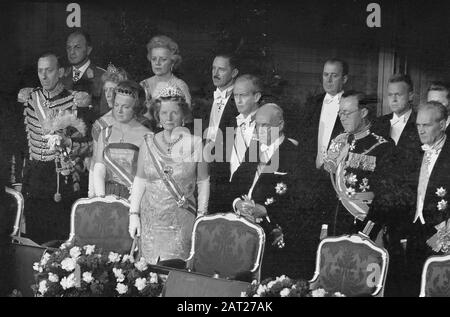 Wiener Staatsoperette, Königsfamilie und Dr. Scharff Datum: 22. Mai 1962 Standort: Österreich, Wien Personenname: Dr. Scharff Stockfoto