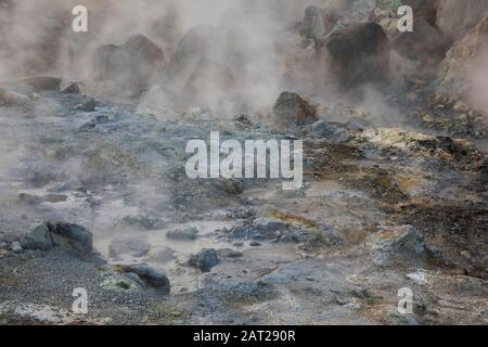 Seltún, Krýsuvík, Austurengjar, Krysuvík, Austurengjar, Seltun, Hochtemperaturgebiet, Geothermalgebiet, Thermalquellen, Thermalquelle, heiße Quellen, Stockfoto