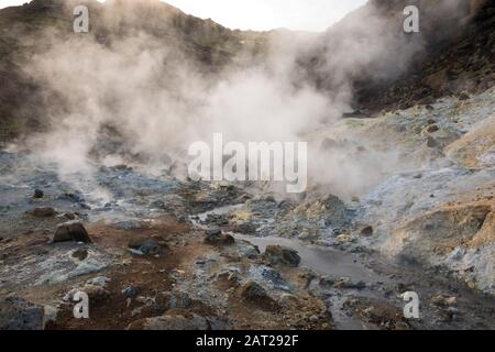 Seltún, Krýsuvík, Austurengjar, Krysuvík, Austurengjar, Seltun, Hochtemperaturgebiet, Geothermalgebiet, Thermalquellen, Thermalquelle, heiße Quellen, Stockfoto