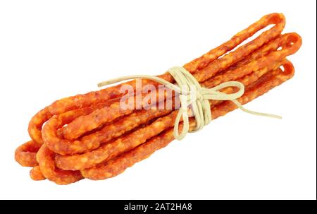 Traditionelle polnische Trockengehärtete Kabanos-Wurst isoliert auf weißem Hintergrund Stockfoto