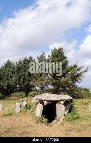 Dolmen - Galeriegrabes von Ile Grande - Grand Island - in Pleumeur-Bodou, Bretagne, Frankreich Stockfoto