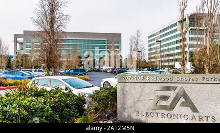 Dez 20, 2019 Redwood City/CA/USA - EA Headquarters in Silicon Valley; Electronic Arts Inc. (EA) ist ein amerikanisches Videospielunternehmen, das Second-larg Stockfoto