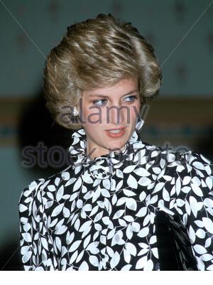 Prinzessin Diana in Australien in Sydney Opera House trägt ein rosa