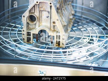 Neue Motoren in einer Fabrik. Stockfoto