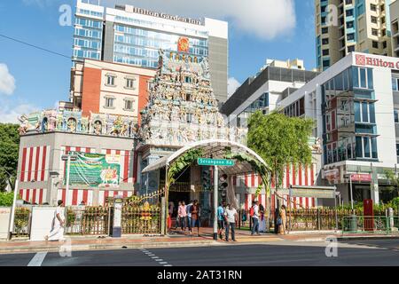 Singapur. Januar 2020. Außenansicht des Tempels von Sri Veeramakaliamman im Distrikt Little India Stockfoto