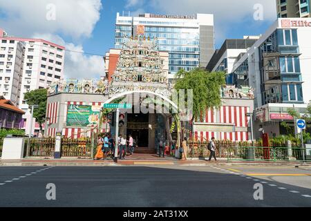 Singapur. Januar 2020. Außenansicht des Tempels von Sri Veeramakaliamman im Distrikt Little India Stockfoto