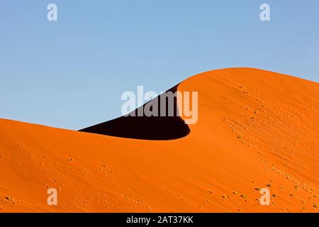 Sossulsvlei Dünen in der Wüste Namib, Namib-Naukluft-Park in Namibia Stockfoto